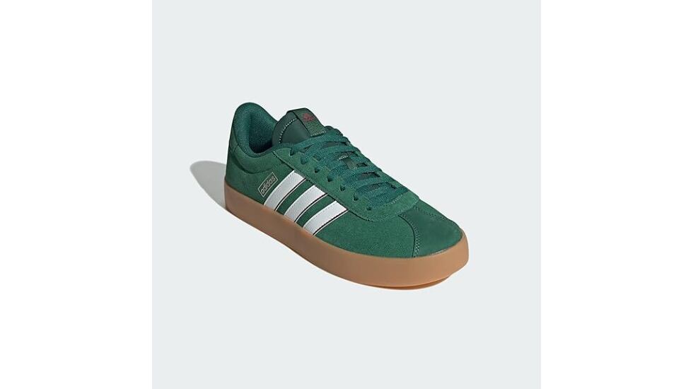 Las zapatillas Adidas VL Court 3.0 cuentan con una suela que ofrece una mejor amortiguación.