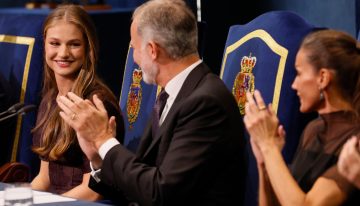 El Rey anuncia que irá cediendo el testigo a la princesa Leonor al frente de los Premios Princesa de Asturias