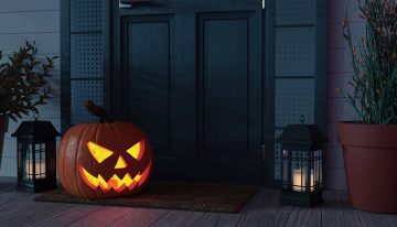 Así es el felpudo de Halloween que la mitad de tus amigos querrán copiar y que asustará a la otra mitad