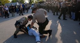 Chicago, convertida en “zona de guerra” por el terror migratorio