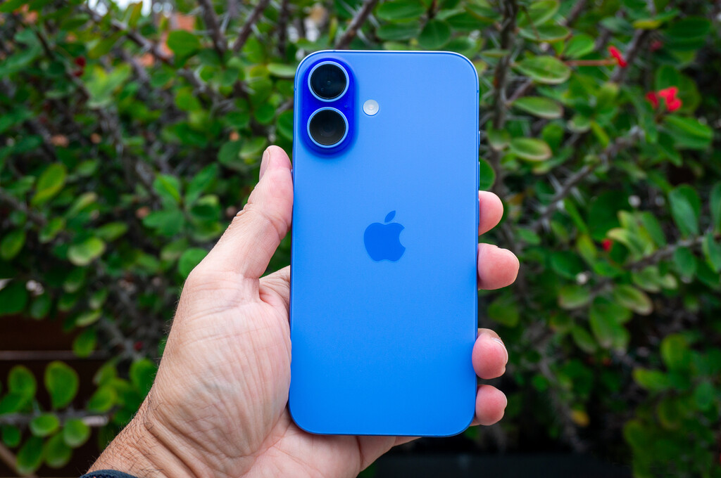 Nueva rebaja golosa para el iPhone 16: casi 100 euros más barato que en el resto de tiendas 