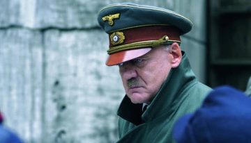 La historia oficial dice que Hitler se suicidó en su búnker. La teoría de la conspiración dice que escapó a través de Galicia