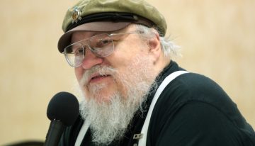George R.R. Martin le pidió a ChatGPT que escribiera 'Juego de Tronos'. Lo hizo tan bien que va a terminar ante el juez