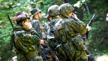 Con media Europa debatiendo recuperar la mili, en España hay un fenómeno que gana fuerza: campamentos militares para jóvenes