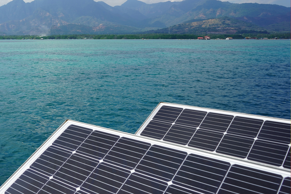 Un laboratorio chino ha logrado generar electricidad directamente de la lluvia, sin ocupar tierra ni usar metal 