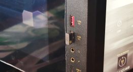 Hay puertos USB verdes, naranjas y hasta morados. La regla del color que indica su generación se extinguió