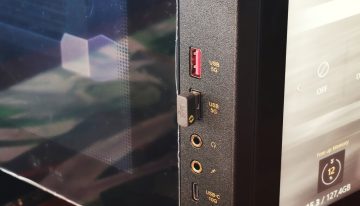 Hay puertos USB verdes, naranjas y hasta morados. La regla del color que indica su generación se extinguió