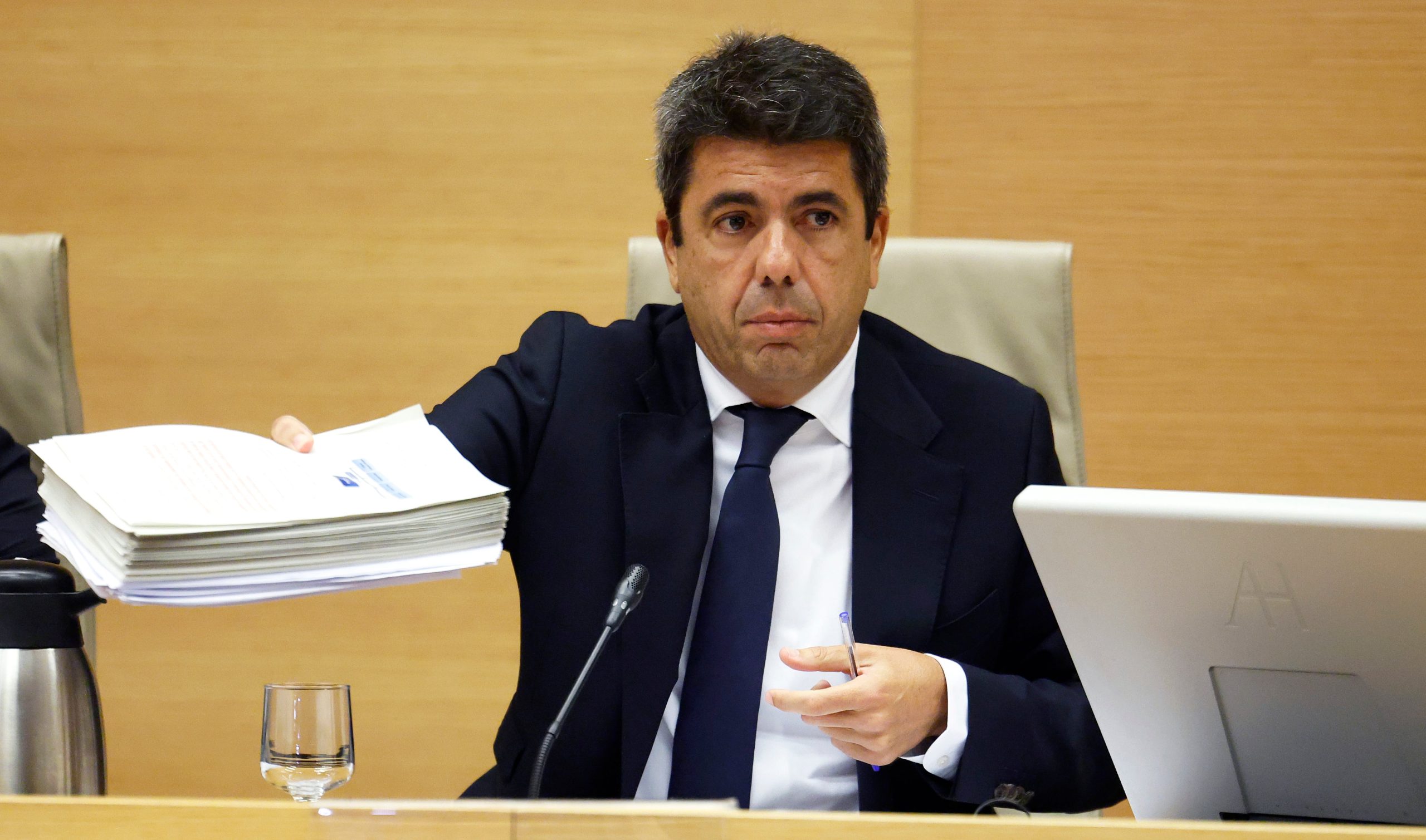 Carlos Mazón, durante su comparecencia ante la comisión de la dana en el Congreso este lunes.