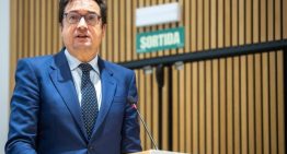 Óscar López asegura que la IA es una «inmensa oportunidad» para la sostenibilidad del sistema sanitario