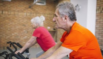 Un estudio confirma que el ejercicio físico también puede cambiar la vida a personas centenarias: «Nunca es tarde para comenzar a entrenar»