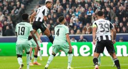 El Newcastle trae de cabeza a un Athletic que acusó las bajas