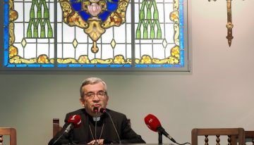 El presidente de la Conferencia Episcopal confiesa su “dolor” ante el caso de abusos del obispo de Cádiz
