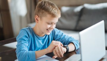 Un reloj para niños con IA, GPS y WhatsApp: así ha sido nuestra prueba del SaveWatch Plus 2