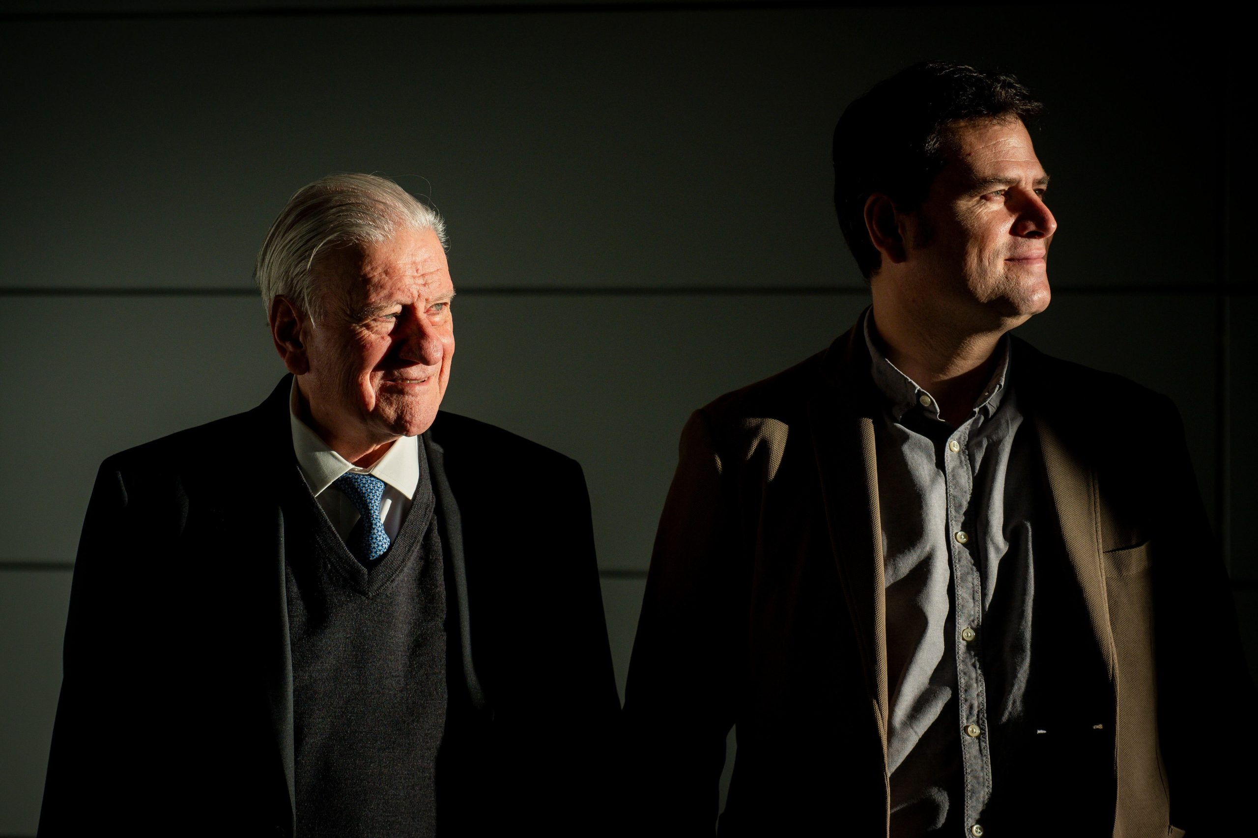 Los cardiólogos Valentín Fuster (izquierda) y Borja Ibáñez, en el Centro Nacional de Investigaciones Cardiovasculares, en Madrid.