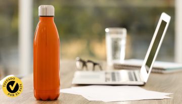 Reutilizable y muy económica: esta es la botella térmica de acero inoxidable que utilizo todos los días en la oficina
