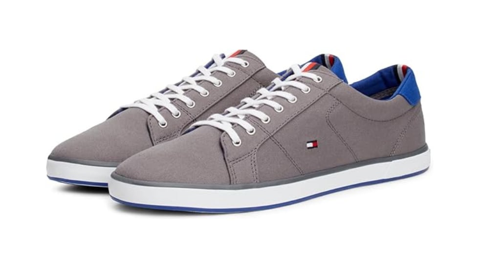 Zapatillas para hombre, de Tommy HIlfiger.
