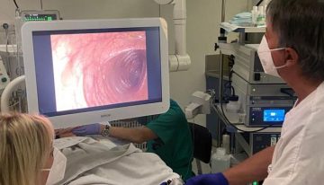 La alta demanda de las colonoscopias de vigilancia dispara la espera a 158 días para hacerse la prueba