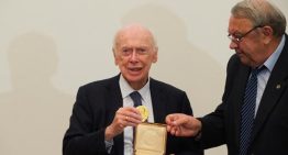 Muere James Watson, codescubridor de la estructura del ADN y Premio Nobel de Medicina