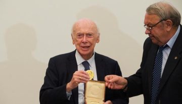 Muere James Watson, codescubridor de la estructura del ADN y Premio Nobel de Medicina