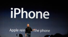 Uniformes negros, «laboratorios secretos», nombres en clave: el increíble secretismo con el que se fabricó el primer iPhone