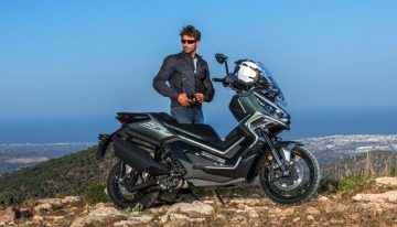 Scooter, china y con apellido «ADV». La Zontes 368G está destrozando el mercado español por una buena razón