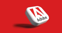 Adobe se presenta como defensora de los creadores en la era de la IA. Una demanda alega que usó libros con derechos de autor
