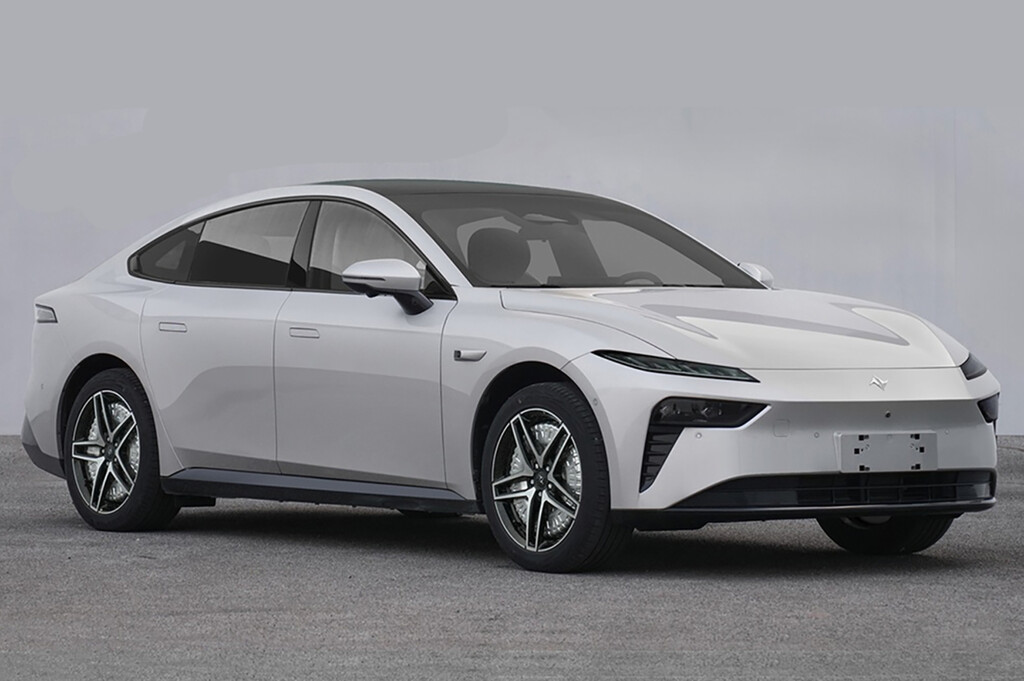 Ferdinand Porsche ideó el primer coche con un motor eléctrico en cada rueda. Hoy un fabricante chino va a hacerlo posible 