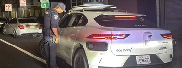 Con los coches autónomos de Waymo estamos llegando a un absurdo legal: infracciones sin conductor 