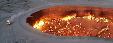 El presidente de Turkmenistán no estaba muerto. Estaba corriendo un rally en la Puerta del Infierno