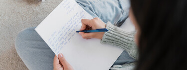 Estamos tan enganchados a los smartphone que la Gen Z ha encontrado su propio "detox": volver a enviar cartas