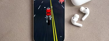 He conducido una moto con los AirPods y sin tocar la pantalla: este juego gratis para iPhone es una locura