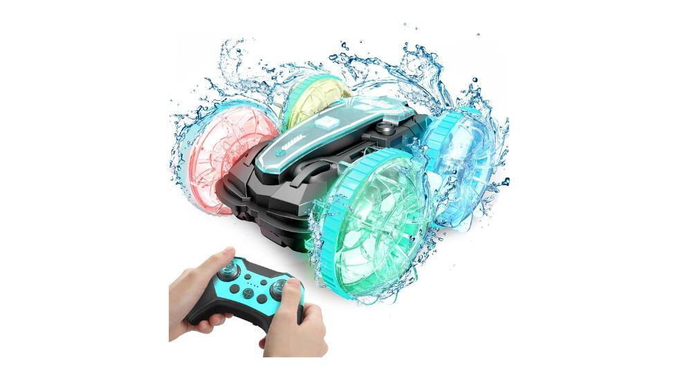 Coche teledirigido impermeable.