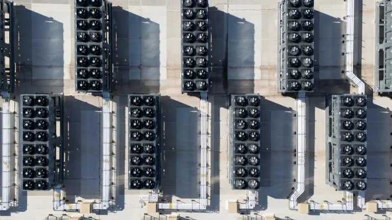 Centros de datos por dentro: así funcionan las “fábricas” que hacen posible la Inteligencia Artificial