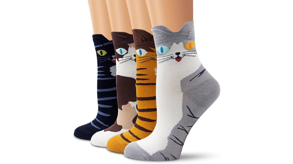 Lote de calcetines divertidos con diseño gatuno.