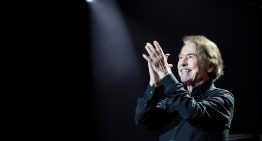 Orgullo y tesón de Raphael: él sigue aquí