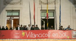 Hakuna abarrota el centro de Madrid con su pop cristiano que ya bailan hasta Ayuso y Feijóo