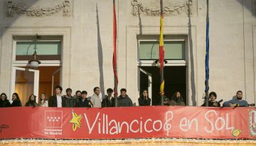 Hakuna abarrota el centro de Madrid con su pop cristiano que ya bailan hasta Ayuso y Feijóo