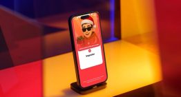 Media España se ha enganchado estas Navidades a un juego de mesa que no es un juego de mesa: 'El Impostor'