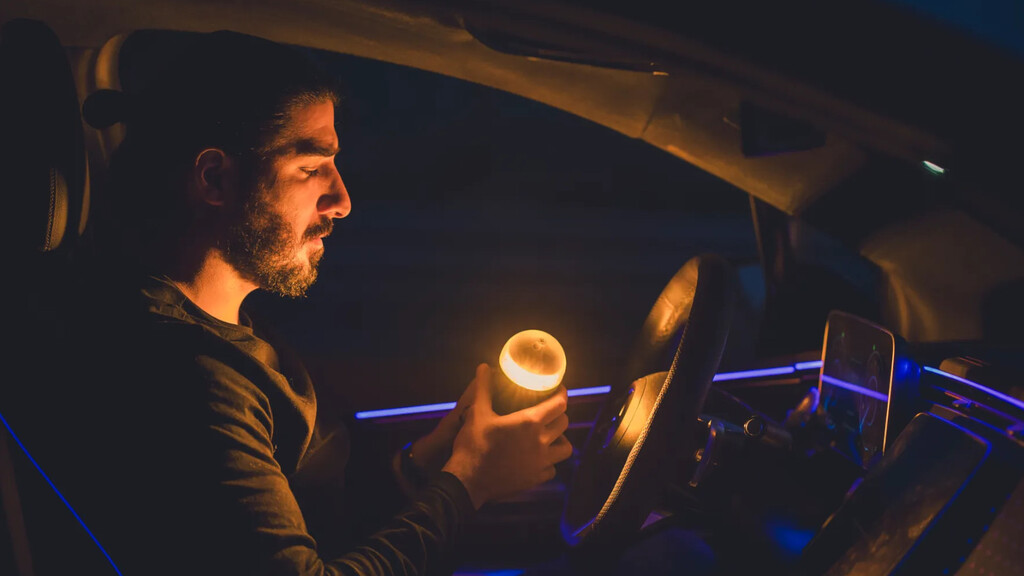 La baliza V16 que vende Carrefour baja aún más de precio. Está fabricada en España y viene con su propia app