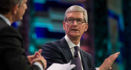 Tim Cook y Jeff Bezos comparten un sencillo método para priorizar sus tareas: el «principio del solo tú»