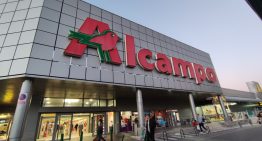 Alcampo tiene una baliza V16 con su propia app y ofrece cobertura a través de Orange