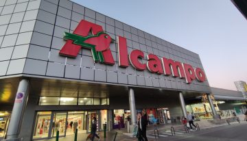 Alcampo tiene una baliza V16 con su propia app y ofrece cobertura a través de Orange