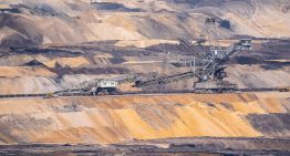 Hemos pasado 30 años olvidando cómo se fabrican las cosas. Ahora China tiene las llaves de la materia y Occidente está en pánico