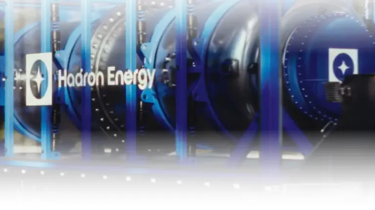 La mexicana Bleeding Edge acuerda con Hadron llevar microreactores a sus AI Factories