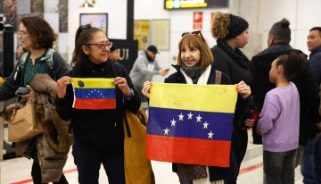Últimas noticias de Venezuela tras la detención de Maduro, en directo | Los cinco españoles liberados por Venezuela aterrizan en Barajas y viajan ya a sus ciudades
