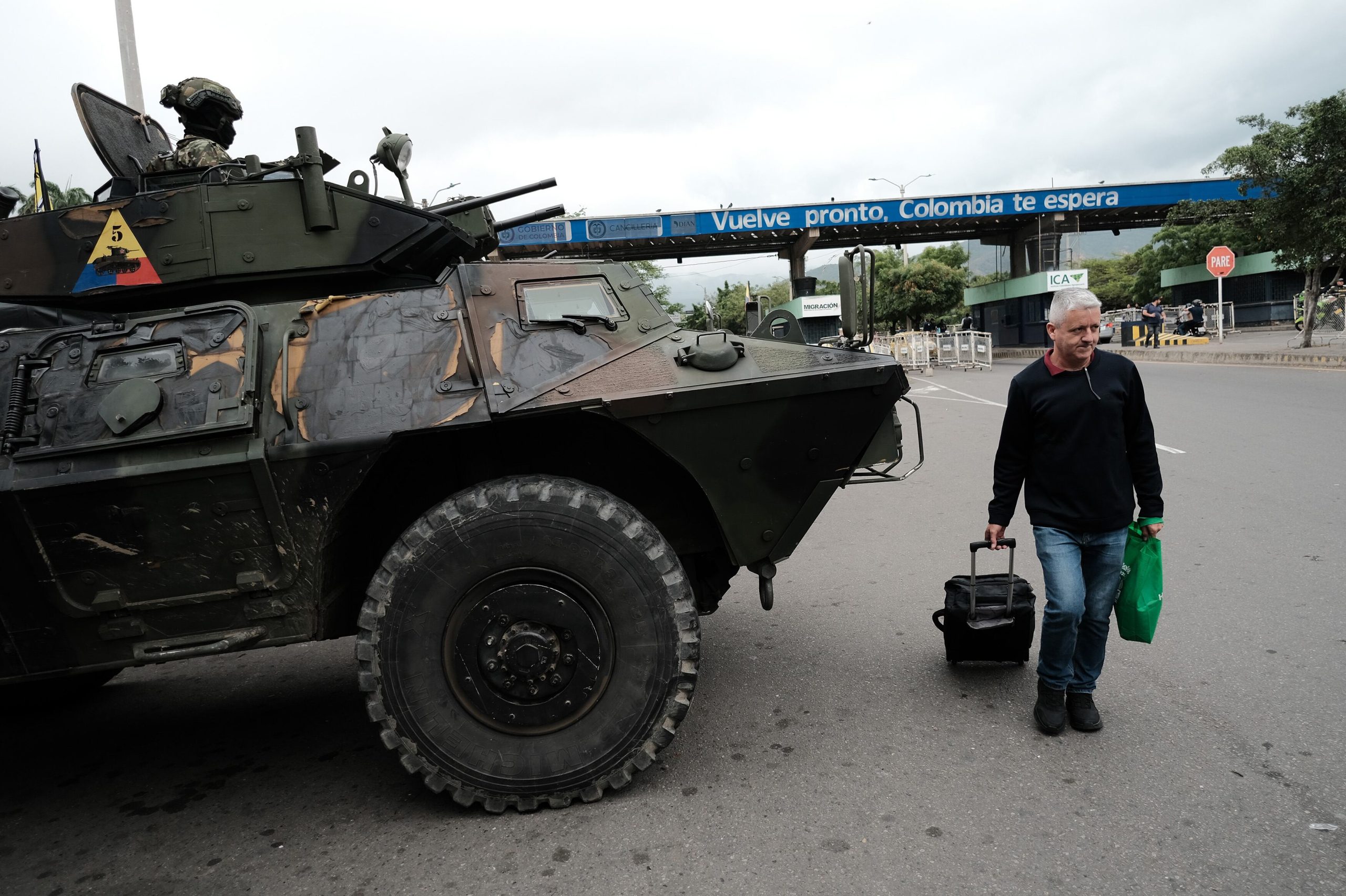 Gustavo Petro ordenó el despliegue de la Fuerza Pública en la frontera entre Colombia y Venezuela, en Cúcuta, este sábado.