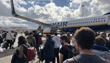 «Otro clavo en el ataúd»: Ryanair propone enterrar el hacha de guerra con Aena y negociar las nuevas tasas hasta 2031
