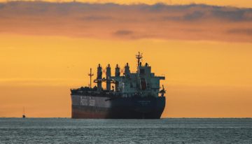 China es una de las mayores potencias refinadoras del planeta. Y ha decidido algo: quedarse toda la gasolina que produzca