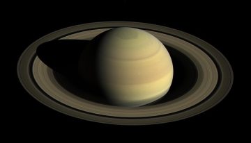 Hace más de 40 años descubrimos un misterioso hexágono en Saturno. Hoy solo hay una única explicación posible