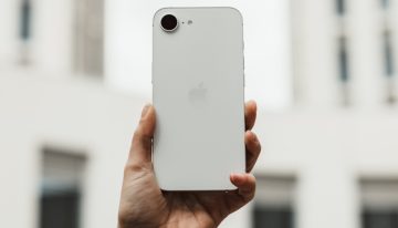 Ya puedes reservar el nuevo iPhone 17e, pero ojo porque el 16e ya está bajando mucho de precio